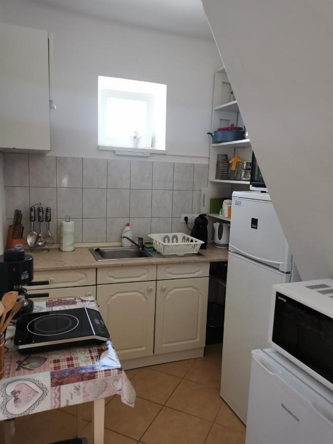 Zso-ze Apartment Tiszafüred